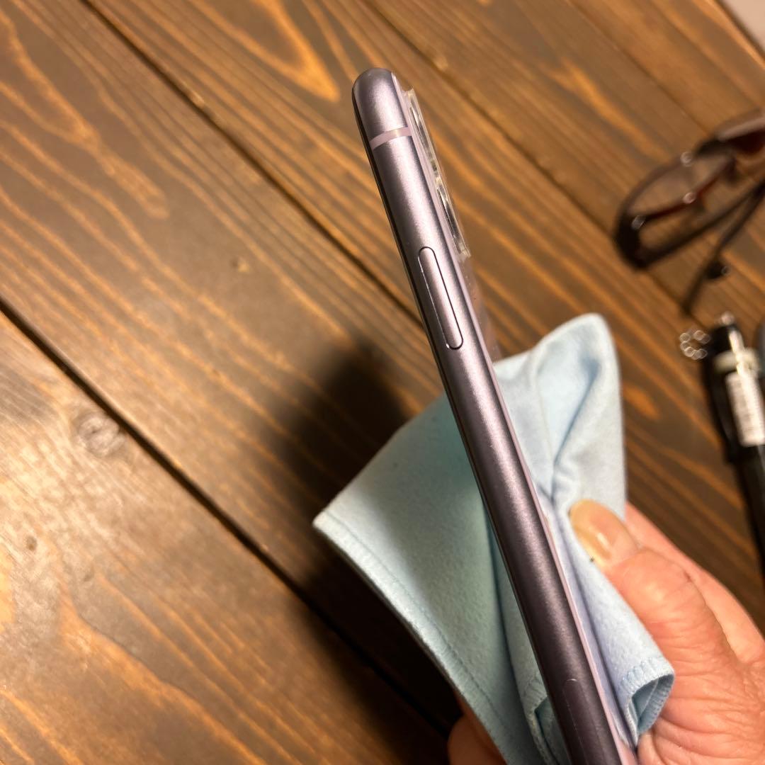 iPhone11 パープル　64GB
