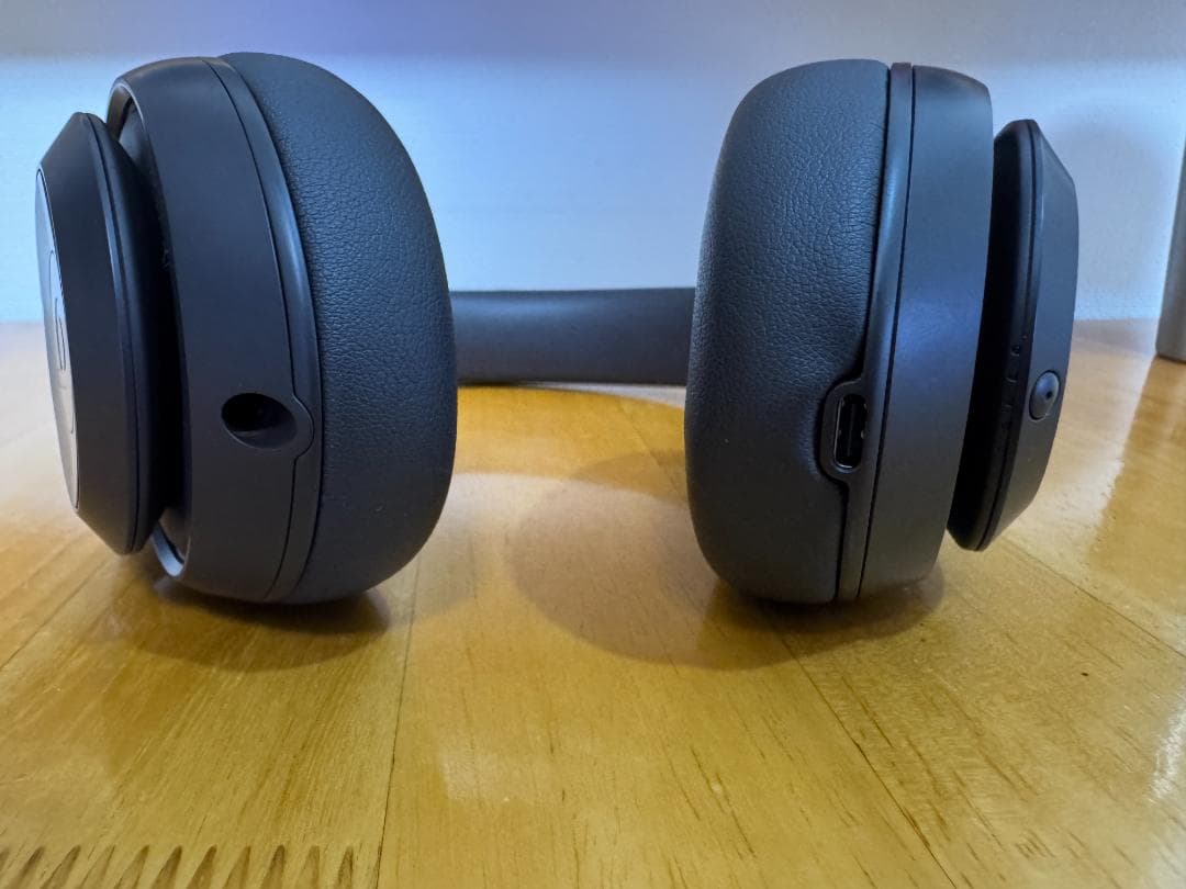 美品 Beats studio Pro ブラウン ワイヤレスヘッドホン