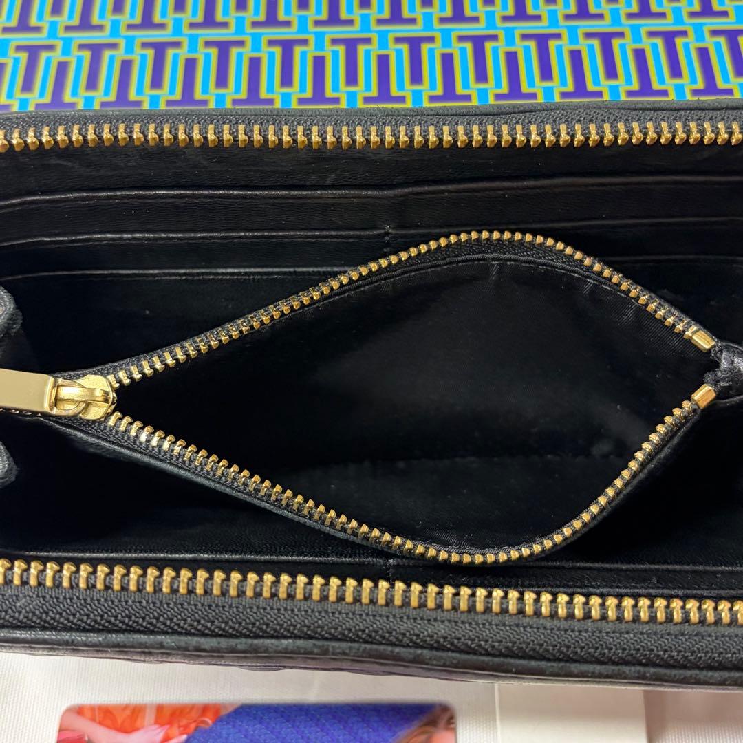 新品同様‼️ トリーバーチ　財布　長財布　キルティング　ラウンドファスナー
