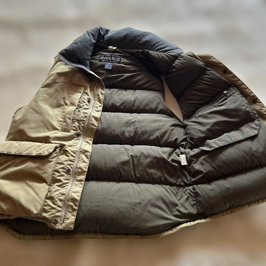 モンベル　ダウンベスト