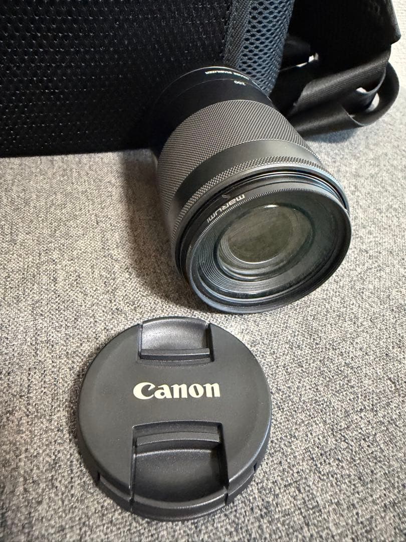 Canon EOS M100 ミラーレスカメラ 2本レンズ付き 即日発送可