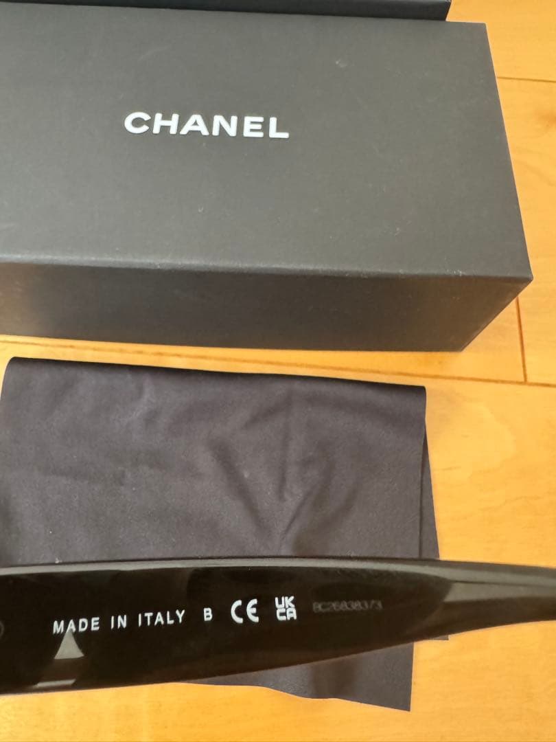 美品CHANEL CH5479/C501S4 シャネルハート ブラックサングラス