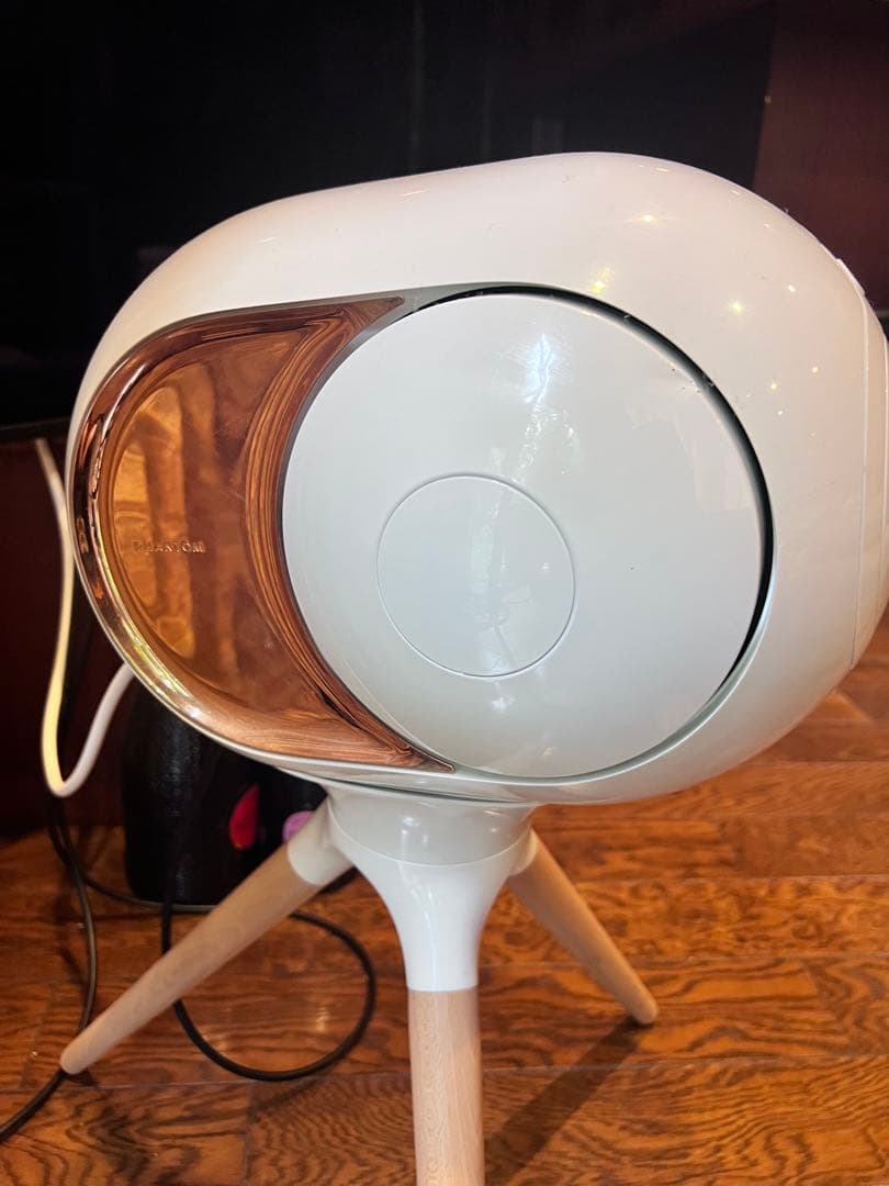 球体デザイン スマートスピーカー ホワイト