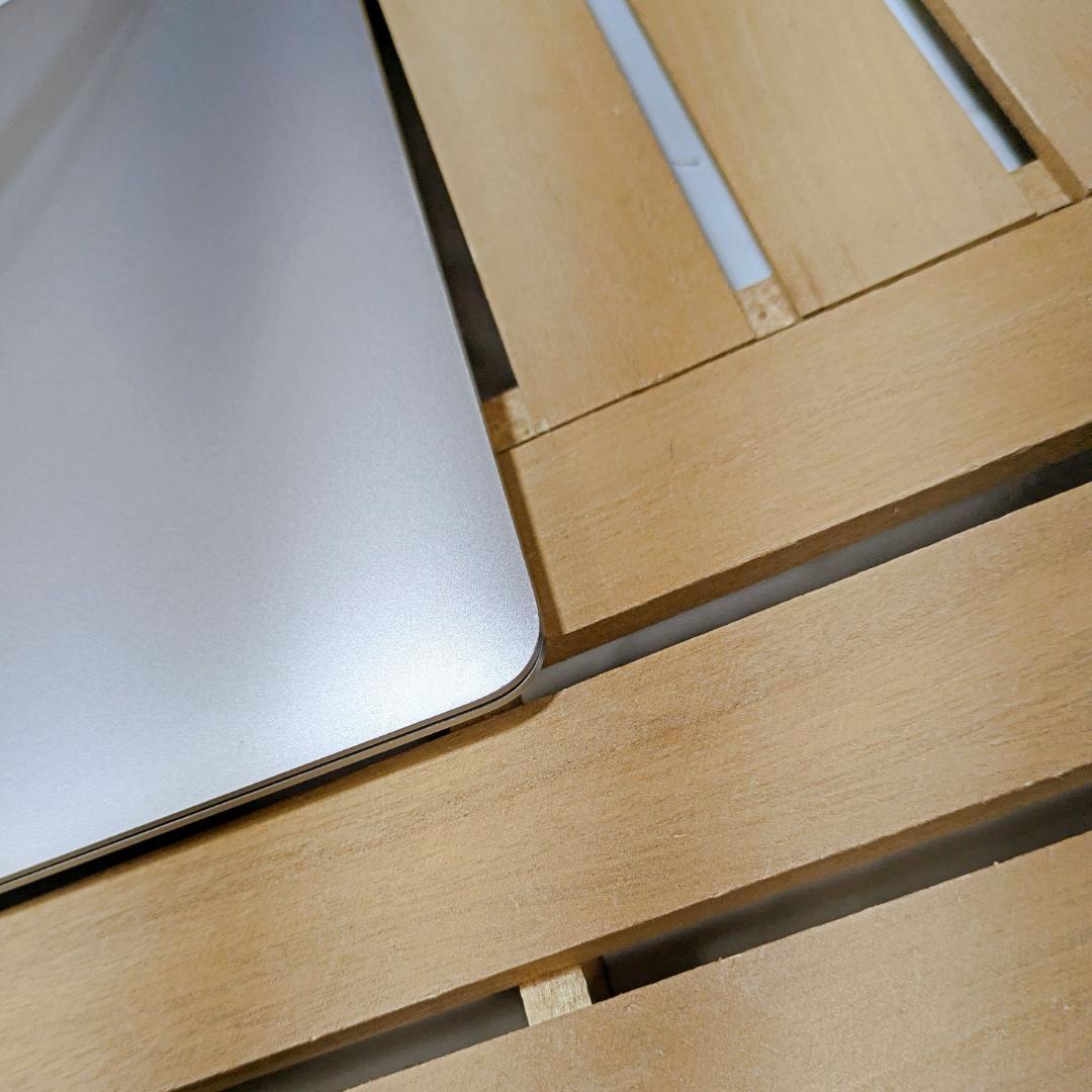 2549)MacBook Air 2020 M1 1TB 16G バッテリ93％