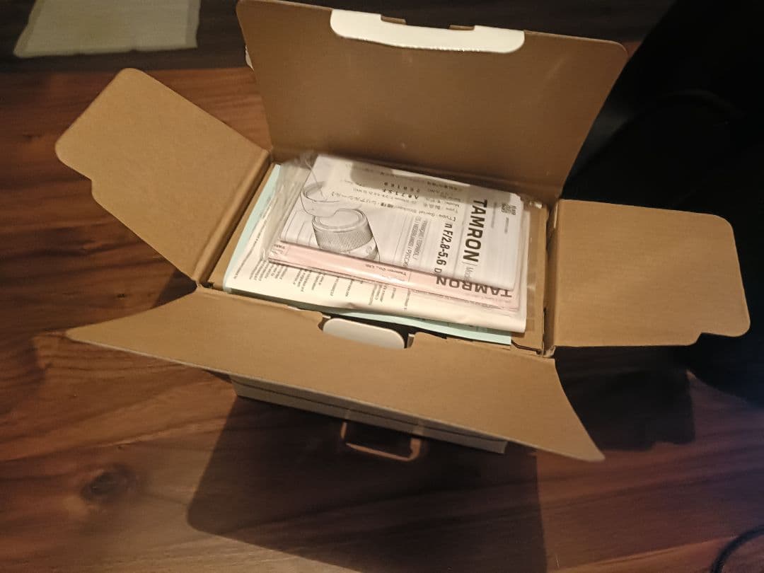 超美品 TAMRON 28-200mm F/2.8-5.6 Di III RXD