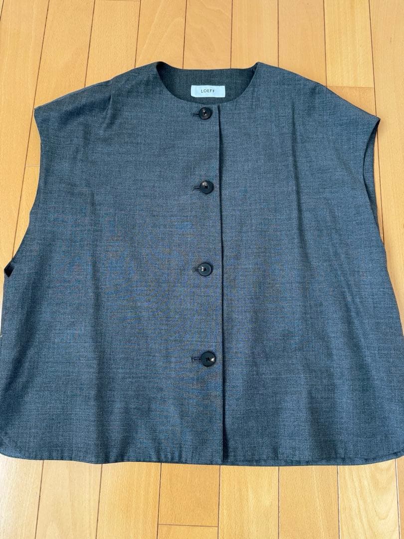LOEFF ラウンドノーカラーベストサイズ1 GRY