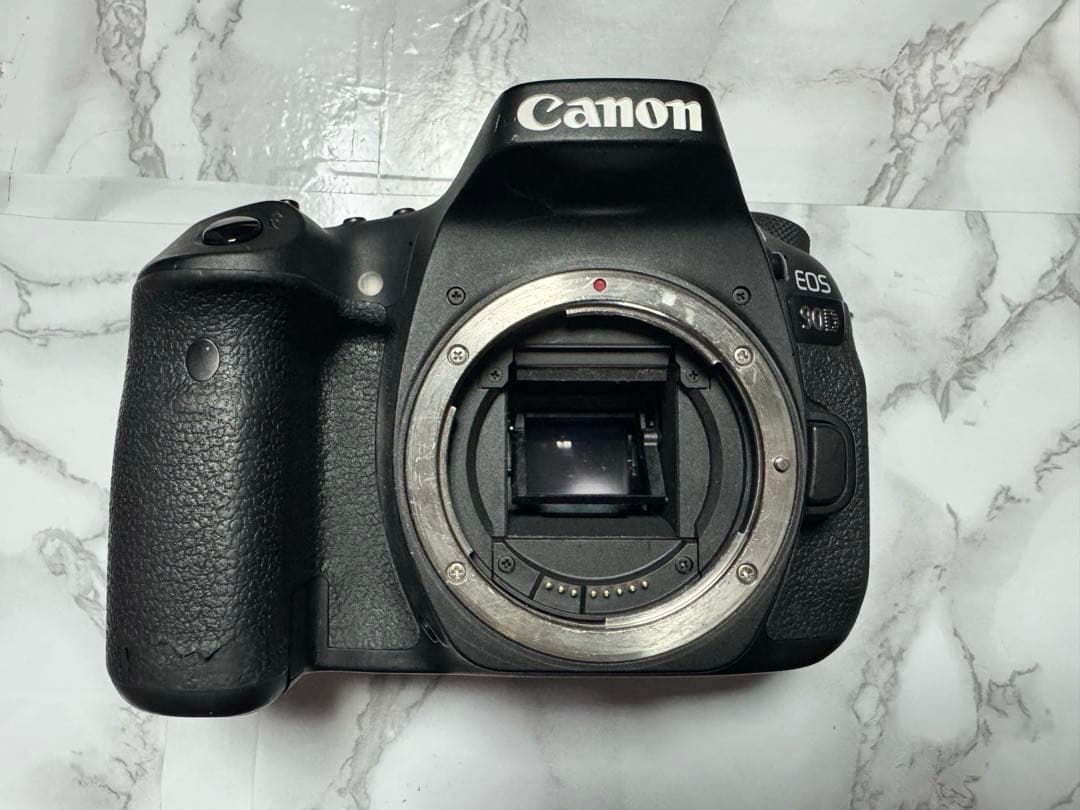 k*迎様 Canon EOS 90D