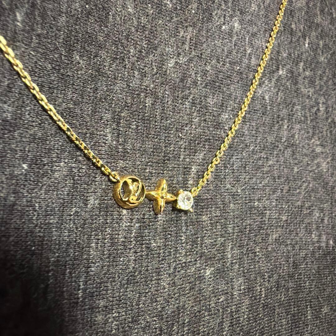 ルイヴィトン　LOUISVUITTON プティルイネックレス