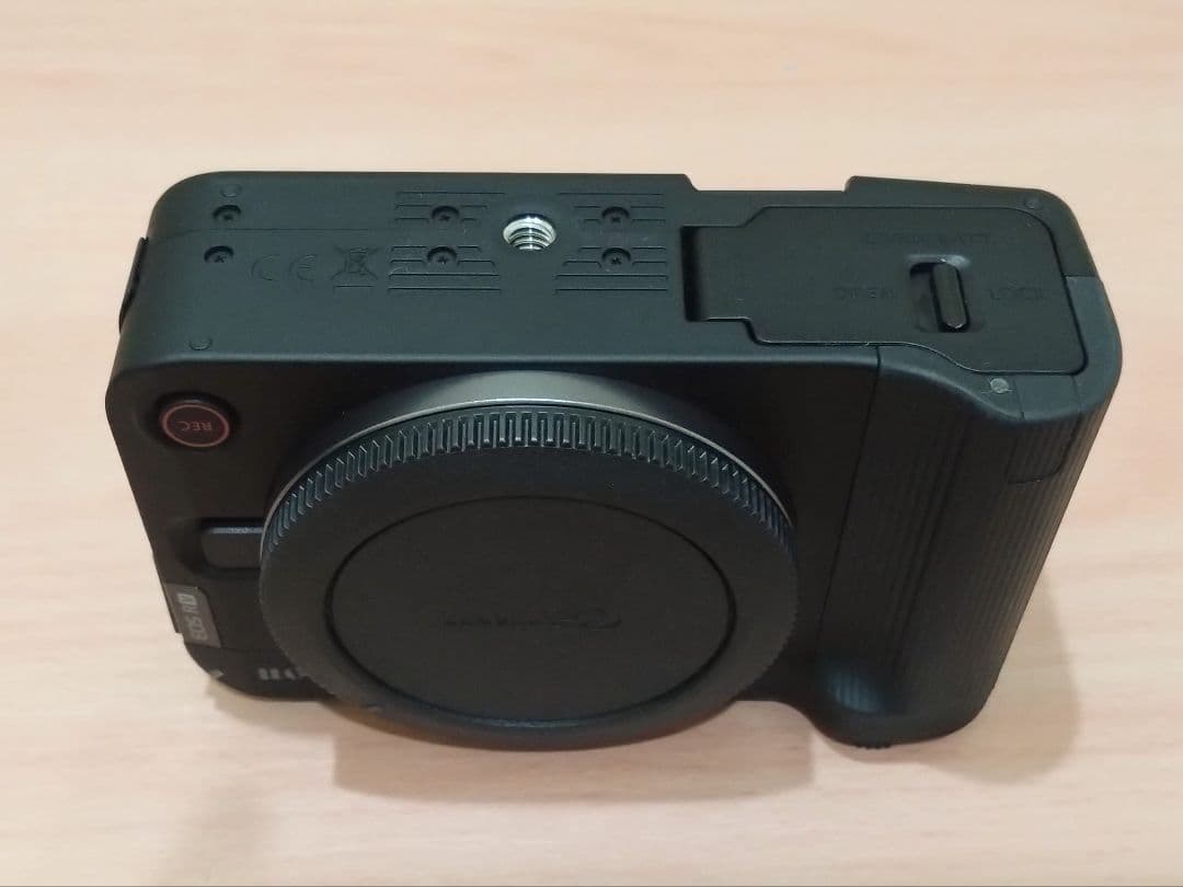 【24日まで】Canon EOS R50 V ボディ