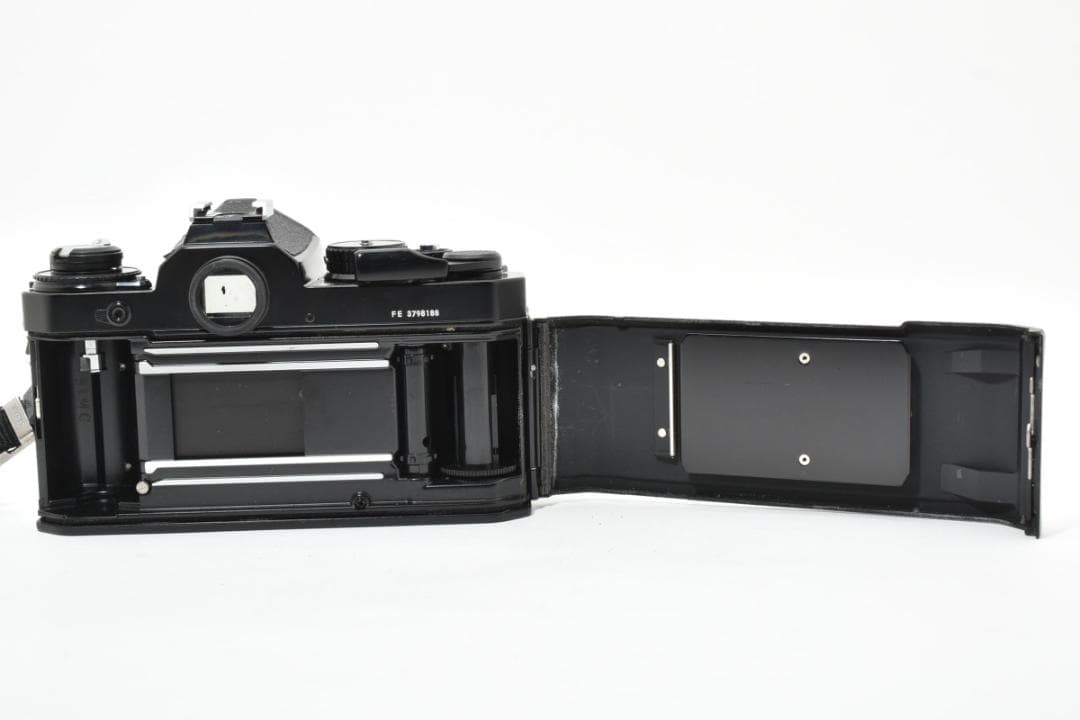 ★各部モルト張り替え済・美品★ ニコン Nikon FE ボディ #21202
