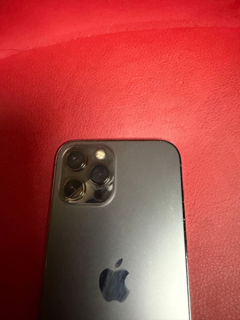 I phone 12 Pro max 中古　美品