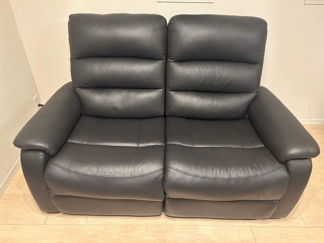 ニトリ 2人掛け 電動リクライニングソファ 本革 ブラック Nビリーバ2