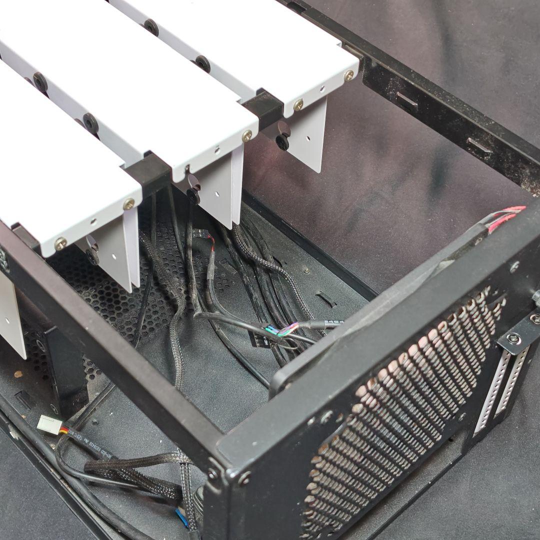 Fractal Design node 304 PCケース Mini-ITX