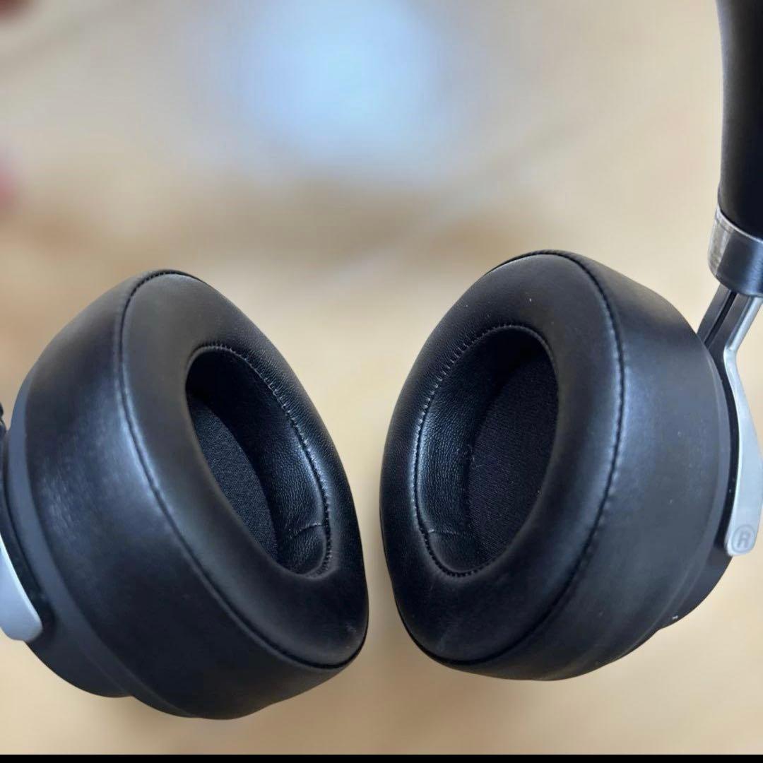 HEAVEN BURNS RED AOW03 ワイヤレスヘッドフォン