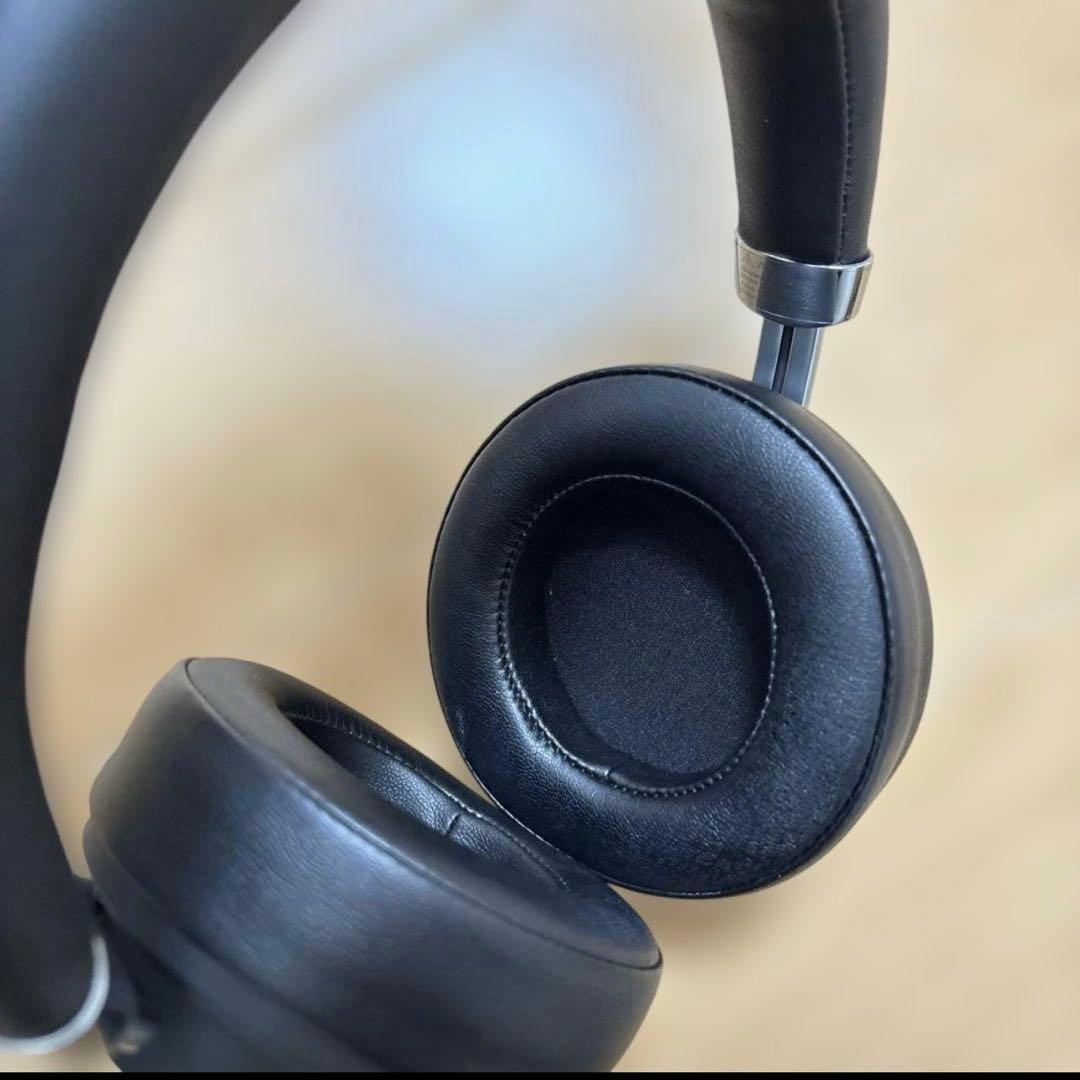 HEAVEN BURNS RED AOW03 ワイヤレスヘッドフォン