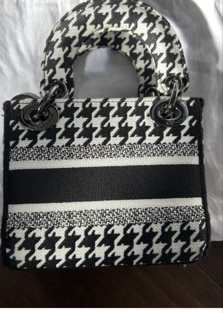 ショルダーバッグ　ディオール