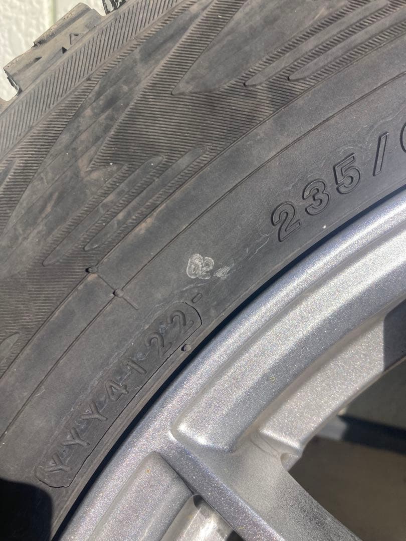 YOKOHAMA G075 スタッドレスタイヤ 18インチ