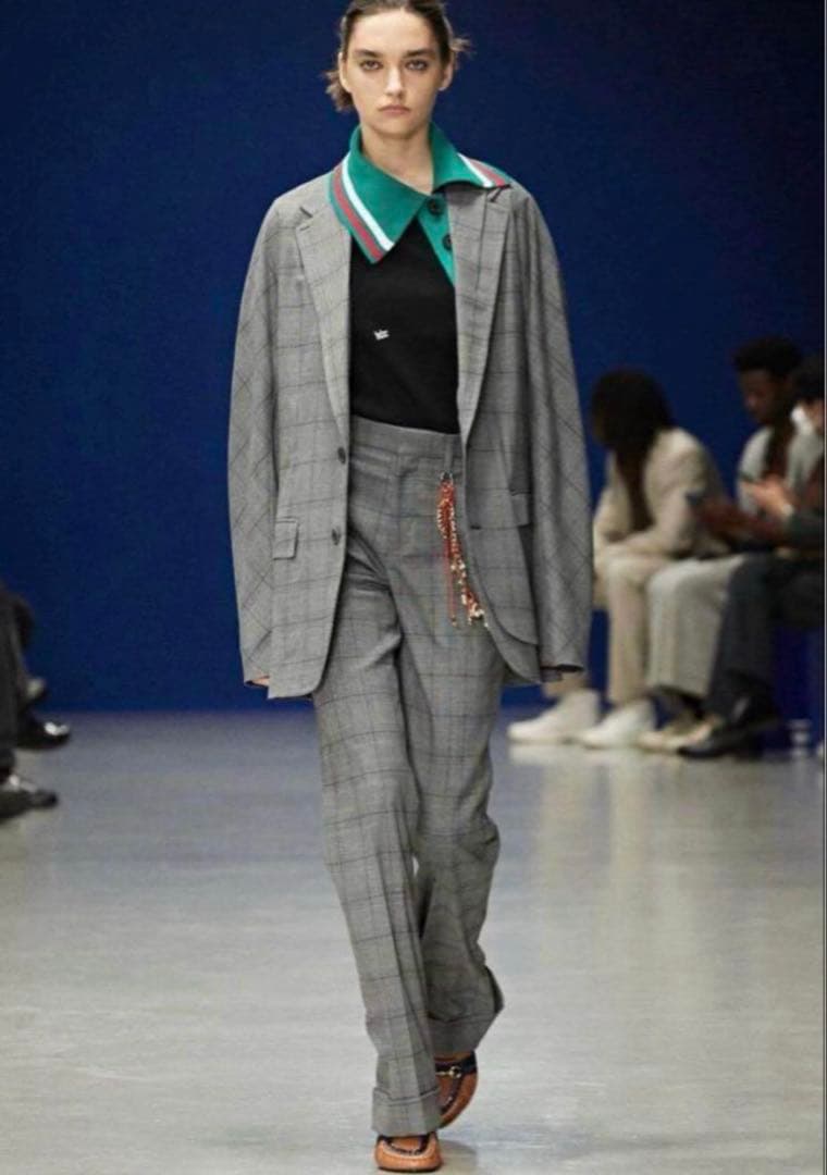 ホワイト　　アシンメトリー　鹿の子　ポロシャツ　プルオーバー