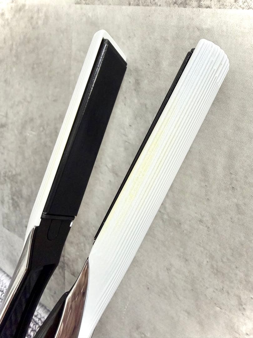 Refa MTG リファ ストレートアイロン 2023年製