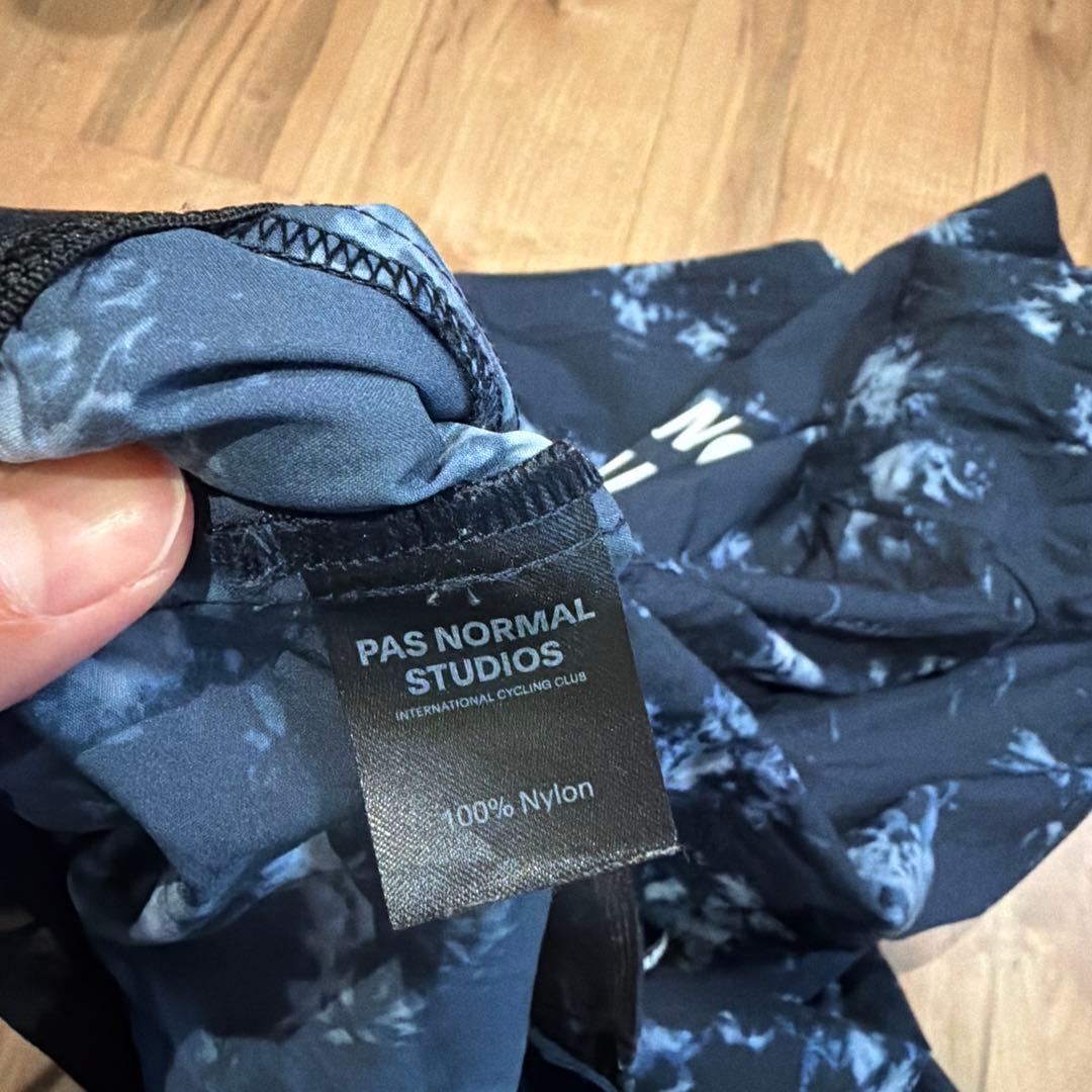 Pas Normal Studios Mechanism ジャケット