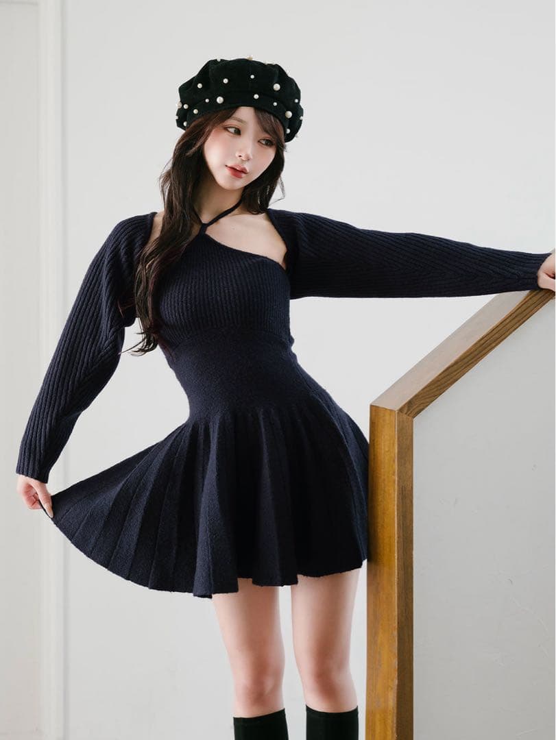 新品Darich ダーリッチ ホルターフレアニットミニワンピース