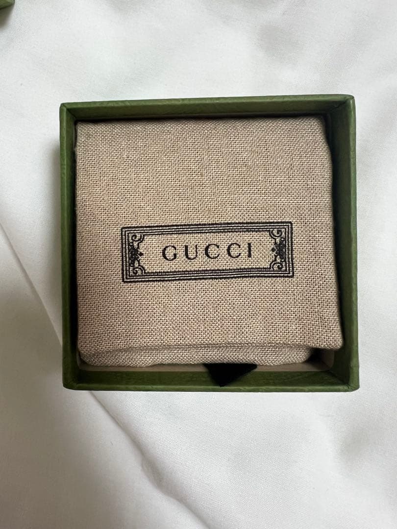 【新品未使用】GUCCI ユニセックス　ピアス　インターロッキングGピアス