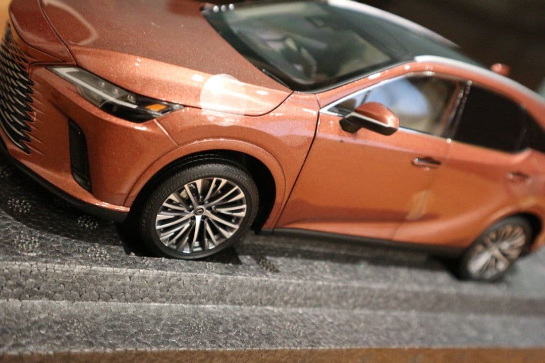Lexus RX ソニックカッパー ミニカー 1/18