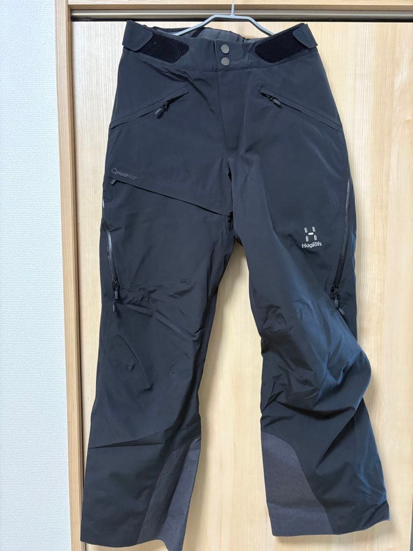 ホグロフス スノーボードパンツS