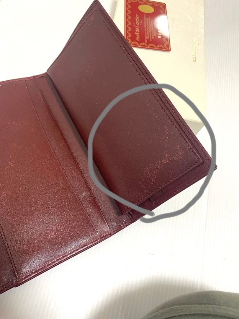 Cartier カルティエ　ボルドー　ワインレッド　長財布　三つ折り　未使用品