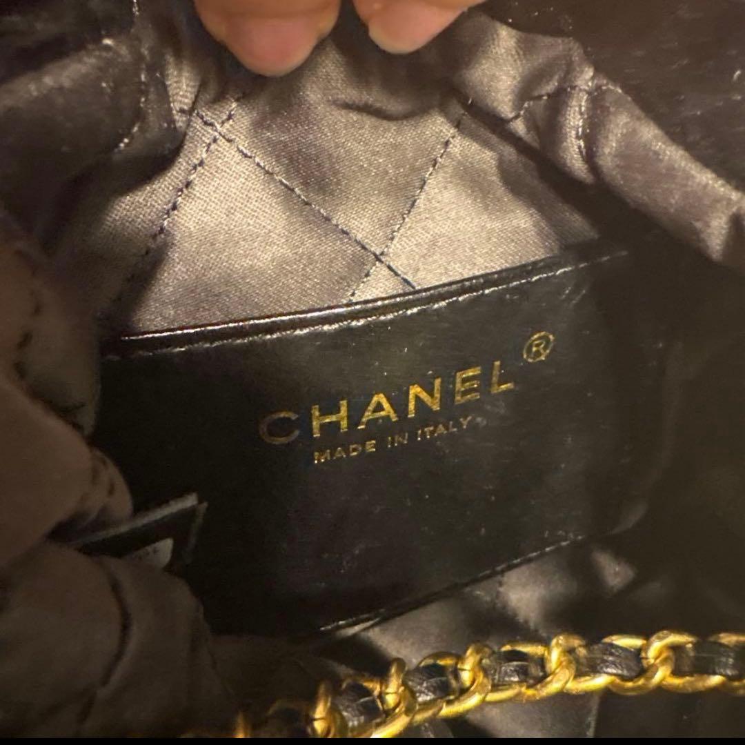 CHANEL ブラックレザー ショルダーバッグ　ノベルティ