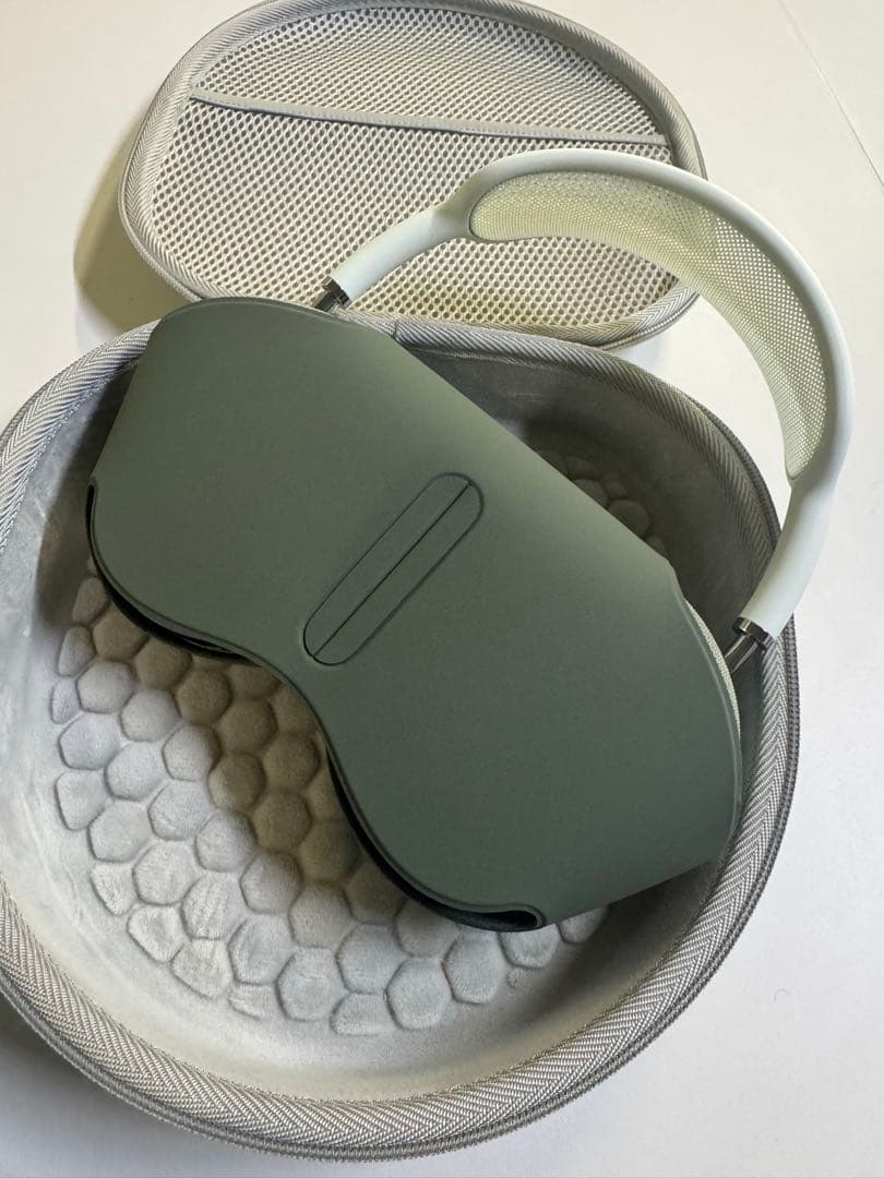 美品　AirPods Max Green（エアーポッズ マックスグリーン