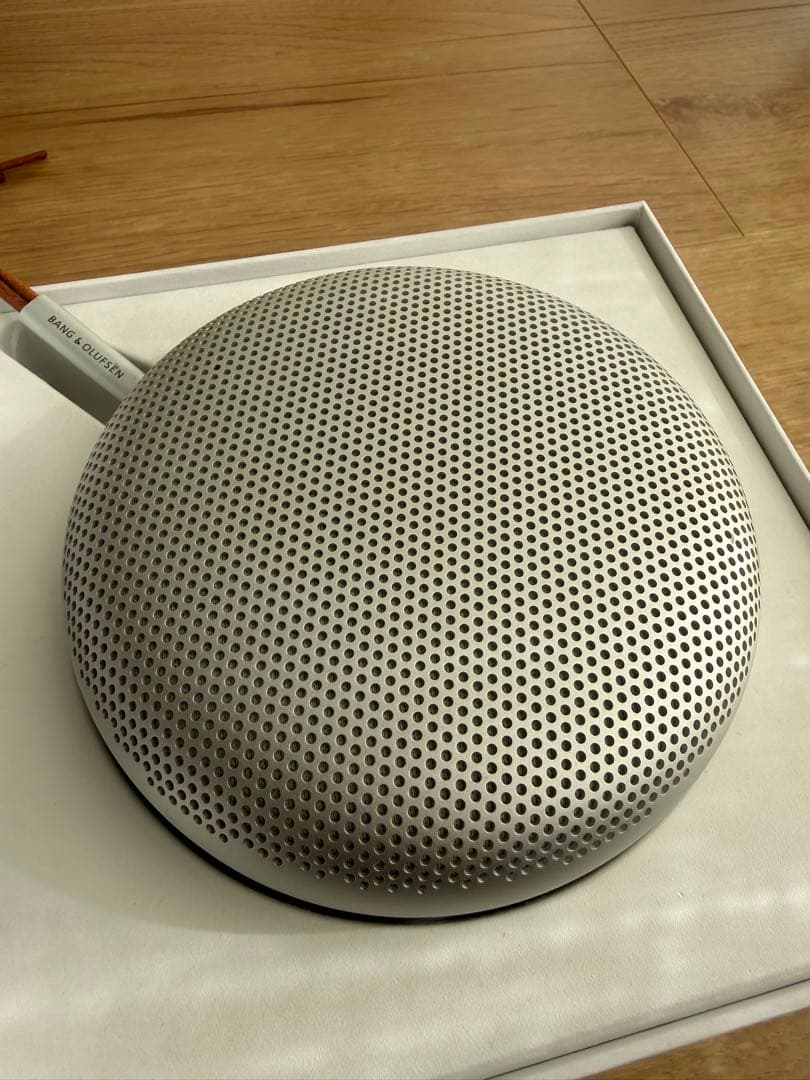 スピーカー・ウーファー Bang & Olufsen A1 2nd Generation