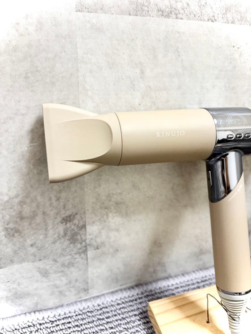 絹女 KINUJO ヘアドライヤー
