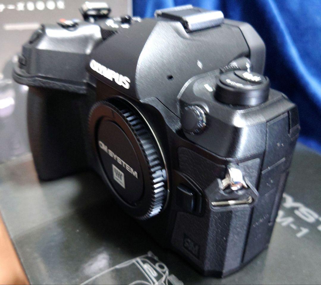 極美!シャッタ僅か1215回! OMsystem OM-1 元箱.保証.属有
