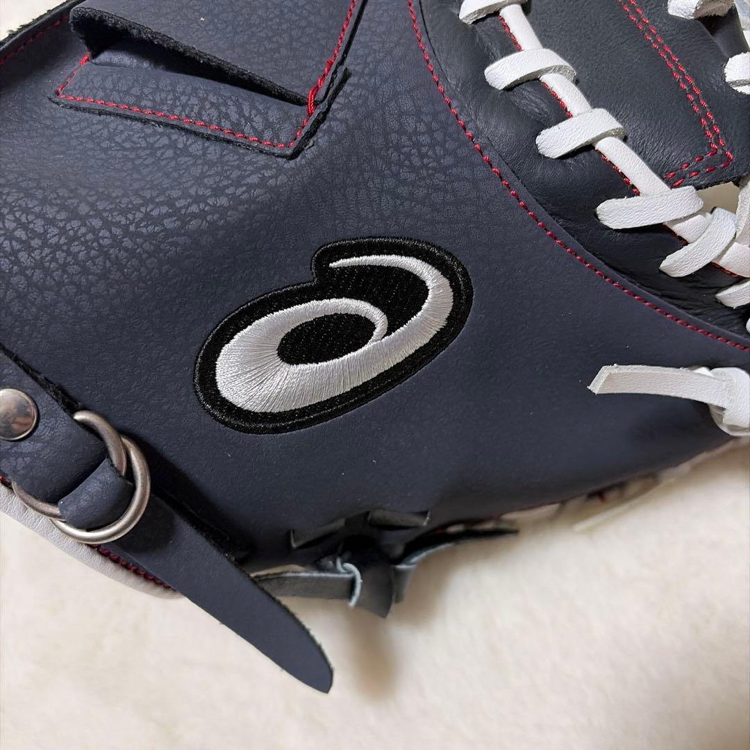 週末限定アシックス　キャッチャーミット　軟式用新品未使用C 3121A577