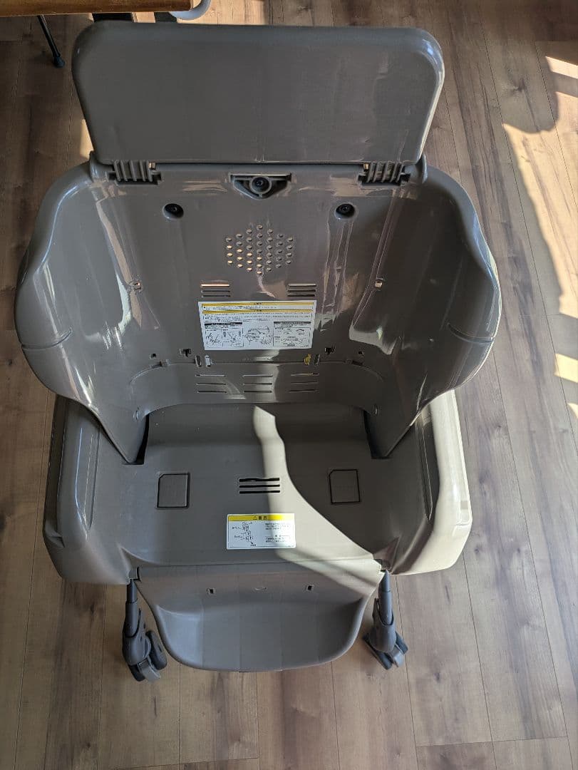 美品　Combi コンビ ネムリラ　電動スウィング