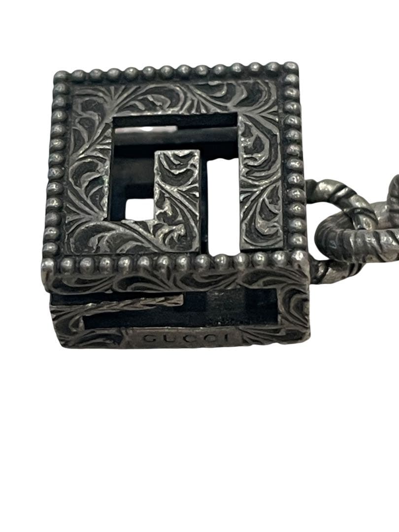 GUCCI グッチ　Gキューブネックレス [型番]552768 J8400 箱付