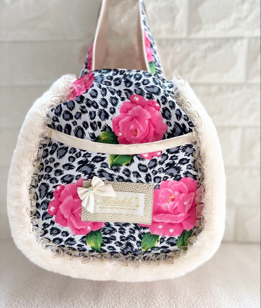 ゆ*ら様 コヤンイサムチョン　ハンドメイド　ファーバッグ　白　サンダーちゃん　ヒ