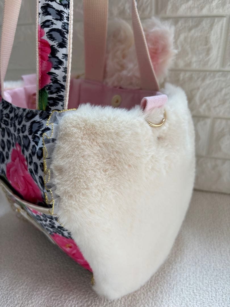 ゆ*ら様 コヤンイサムチョン　ハンドメイド　ファーバッグ　白　サンダーちゃん　ヒ
