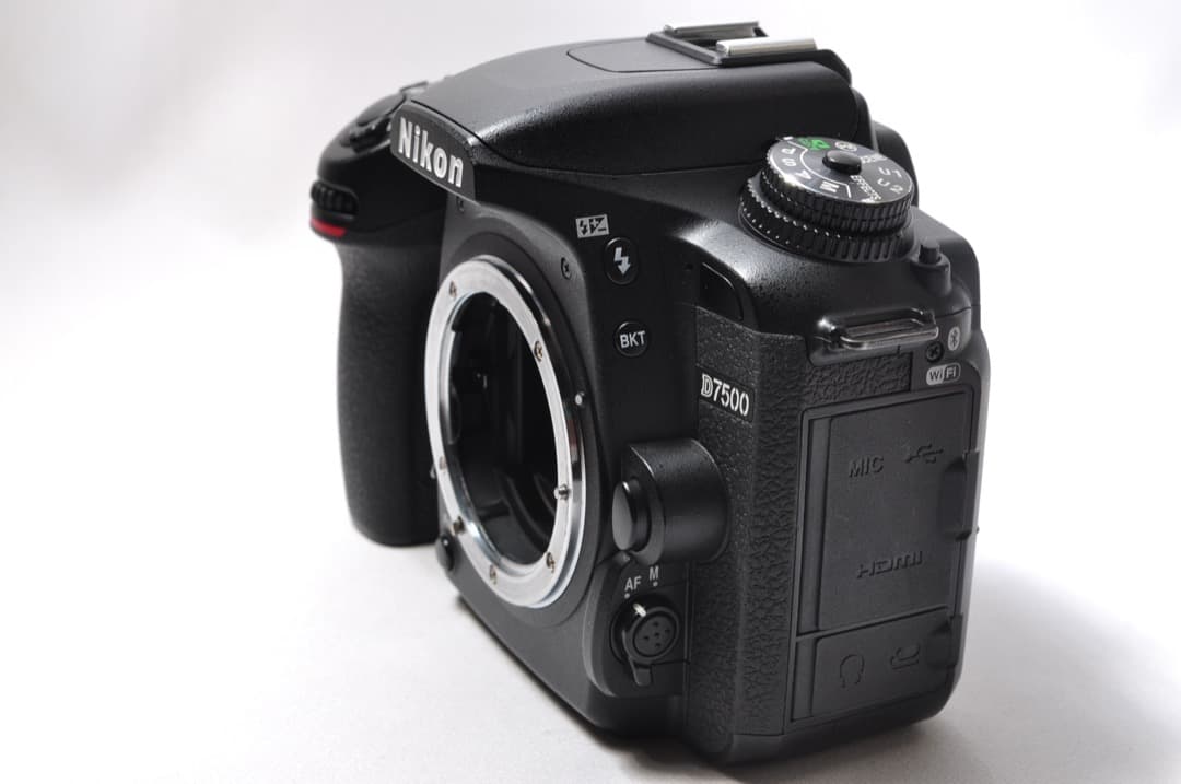 ❤️極上美品❤️ニコン D7500 単焦点＆標準＆超望遠トリプルレンズセット❤️