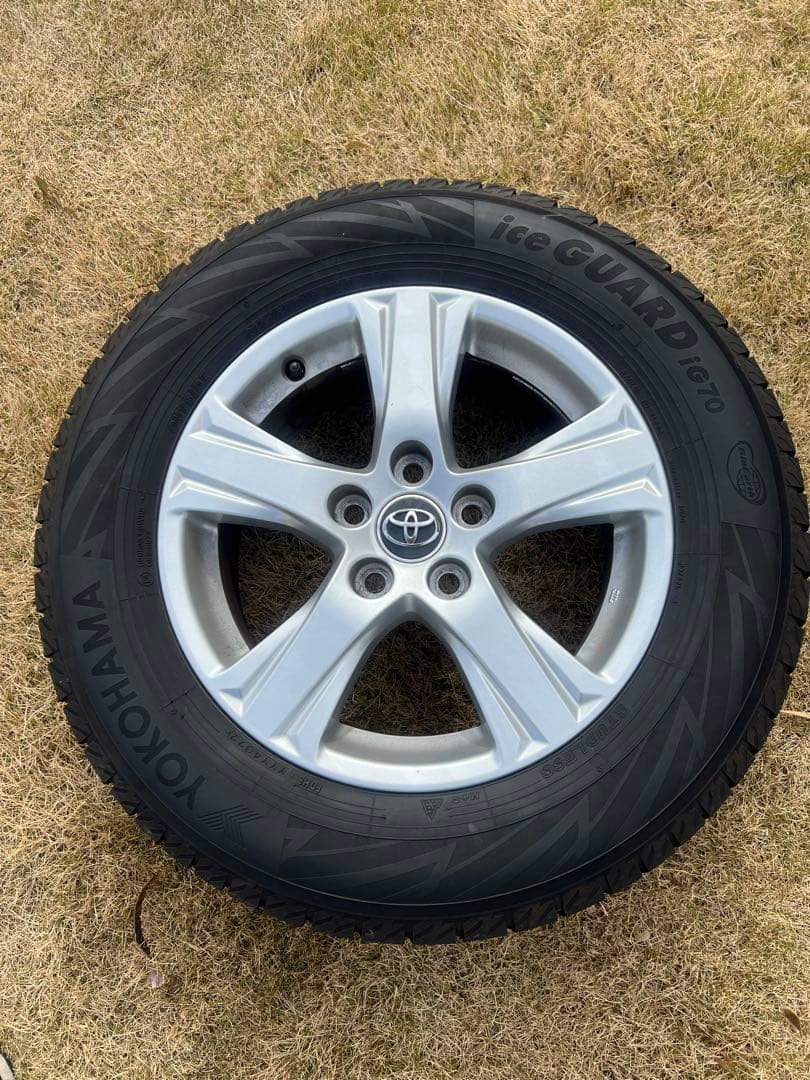 アルファード30系16インチ 215/65R16 ヨコハマアイスガード IG70