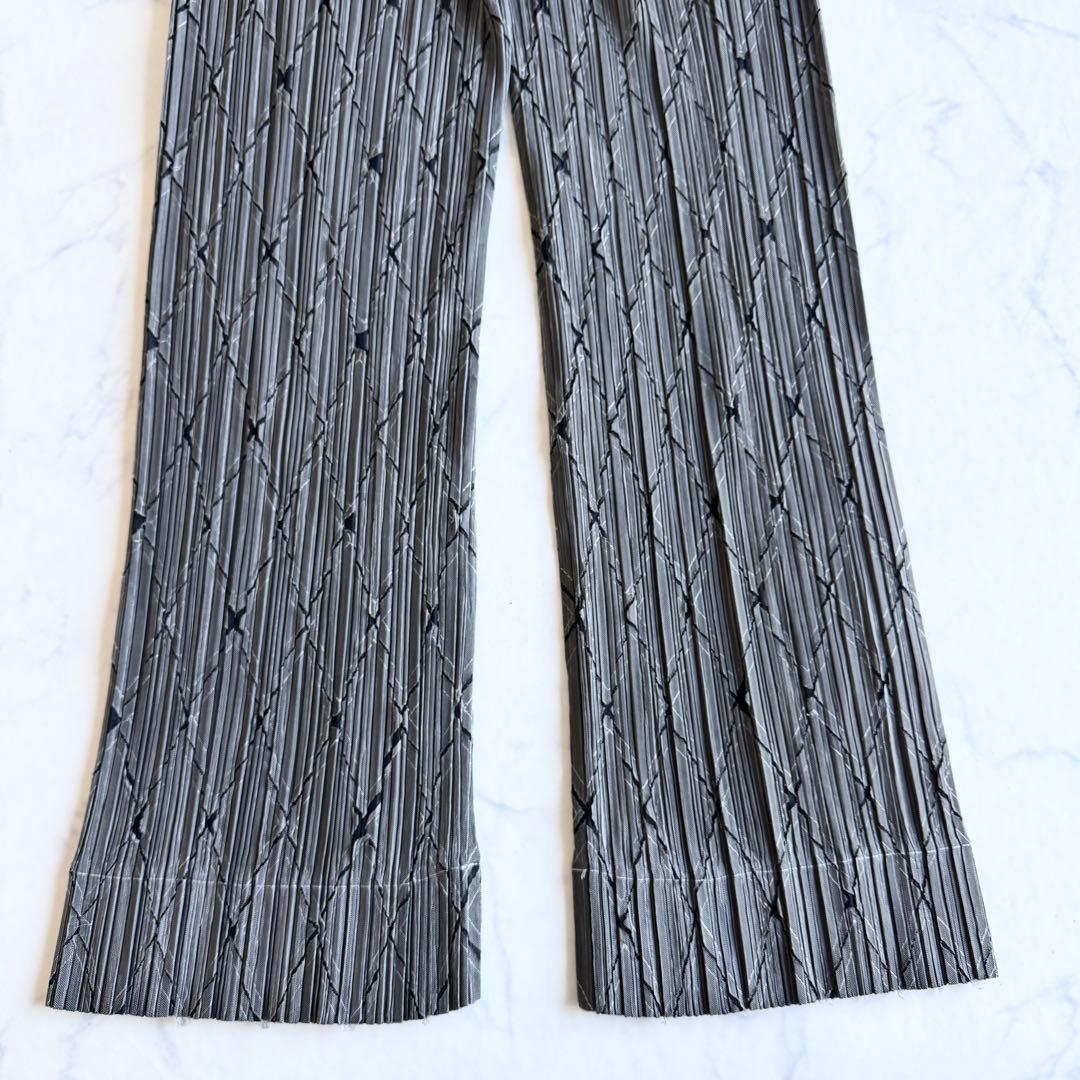 プリーツプリーズ パンツ 有刺鉄線 切りっぱなし加工 チェック ダイヤ 2 M