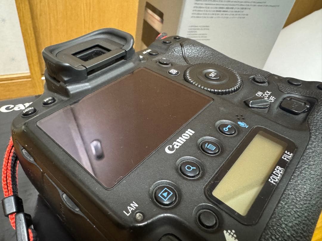 最終値下げ Canon EOS-1D X Mark II 本体 (元箱付き)