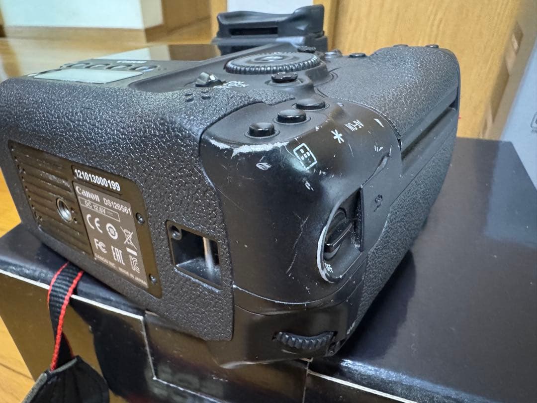 最終値下げ Canon EOS-1D X Mark II 本体 (元箱付き)