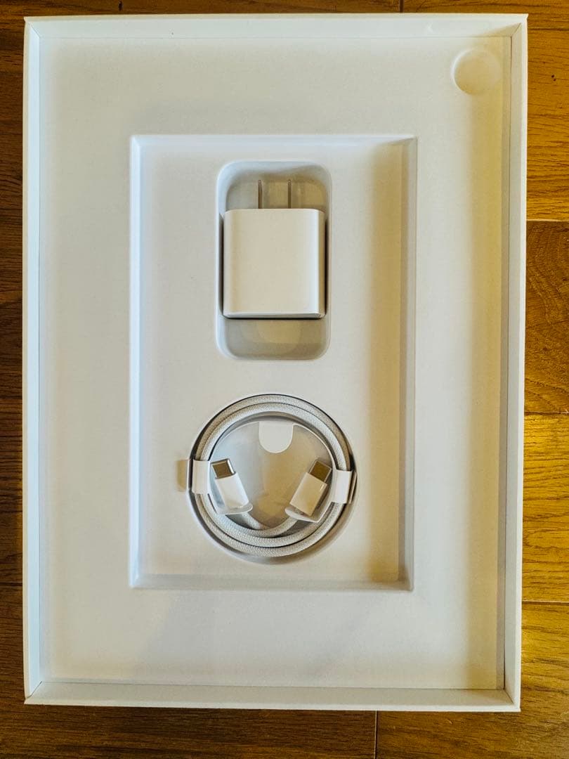 iPad Air M3 11インチ　クリアケース付