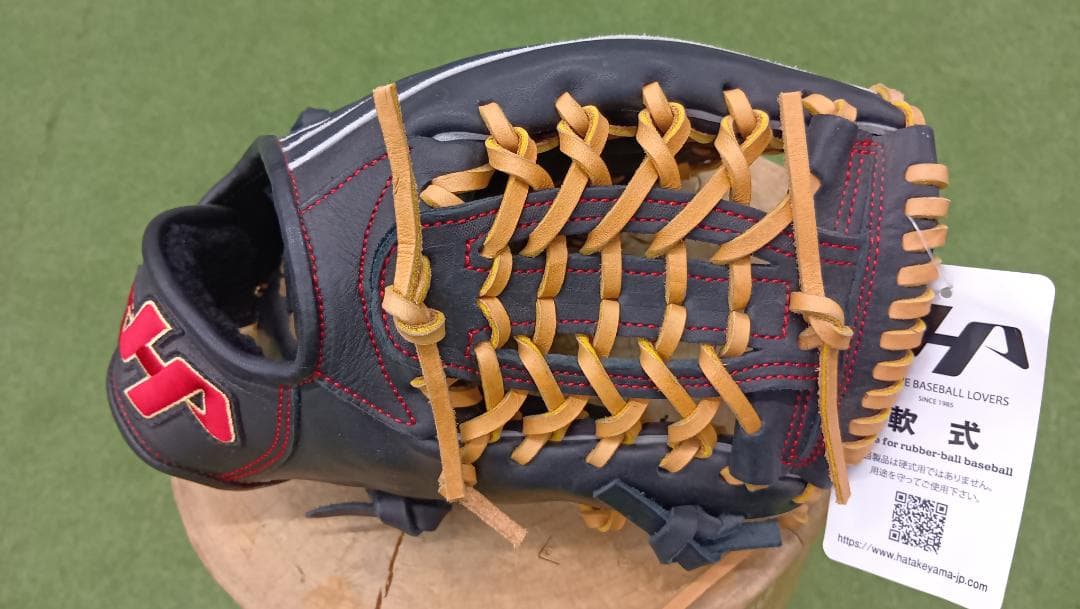 ハタケヤマ　少年軟式グローブ
