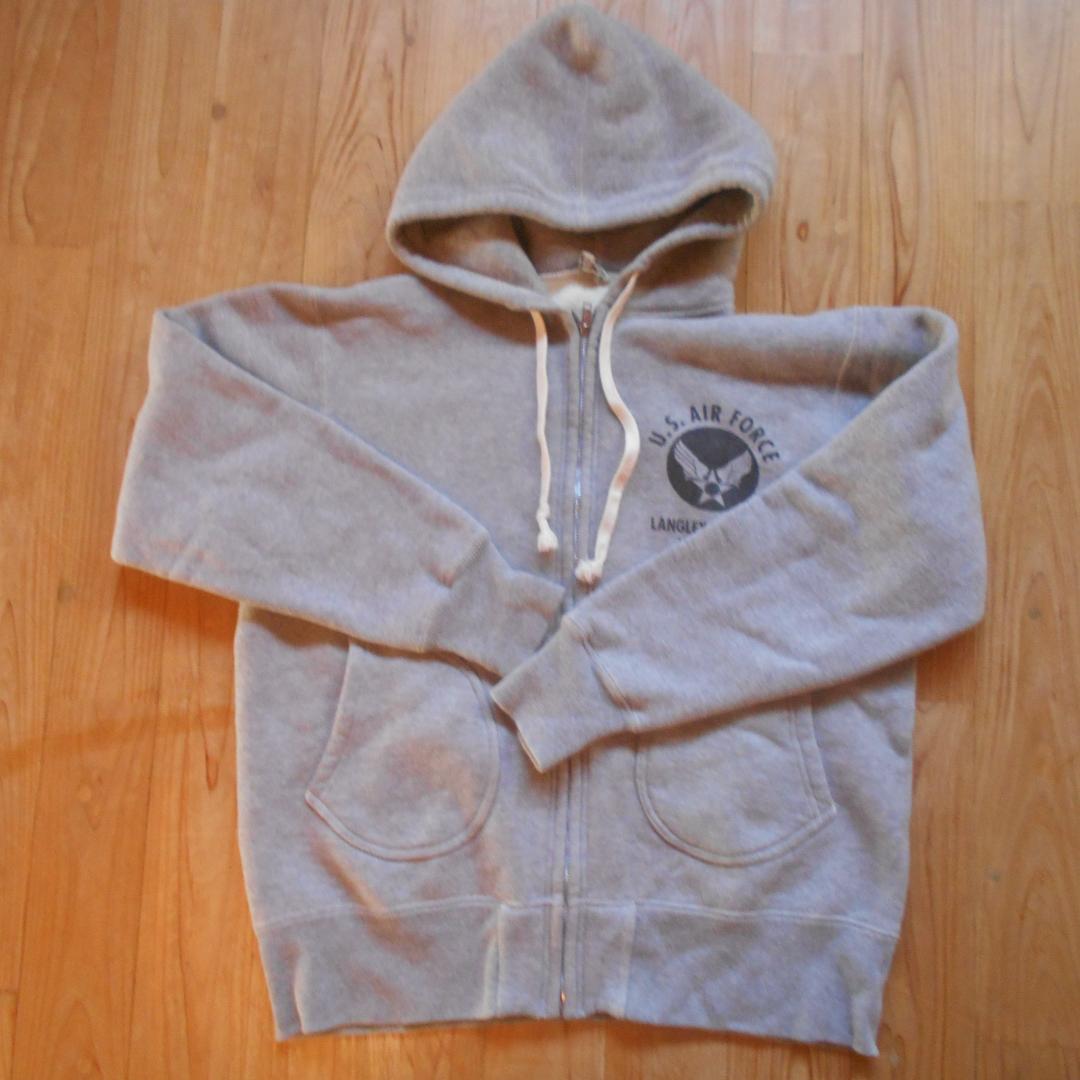 バズリクソンズパーカーM