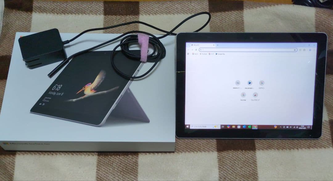 Windowsタブレット本体 Microsoft Surface Go 64GB /4GB RAM