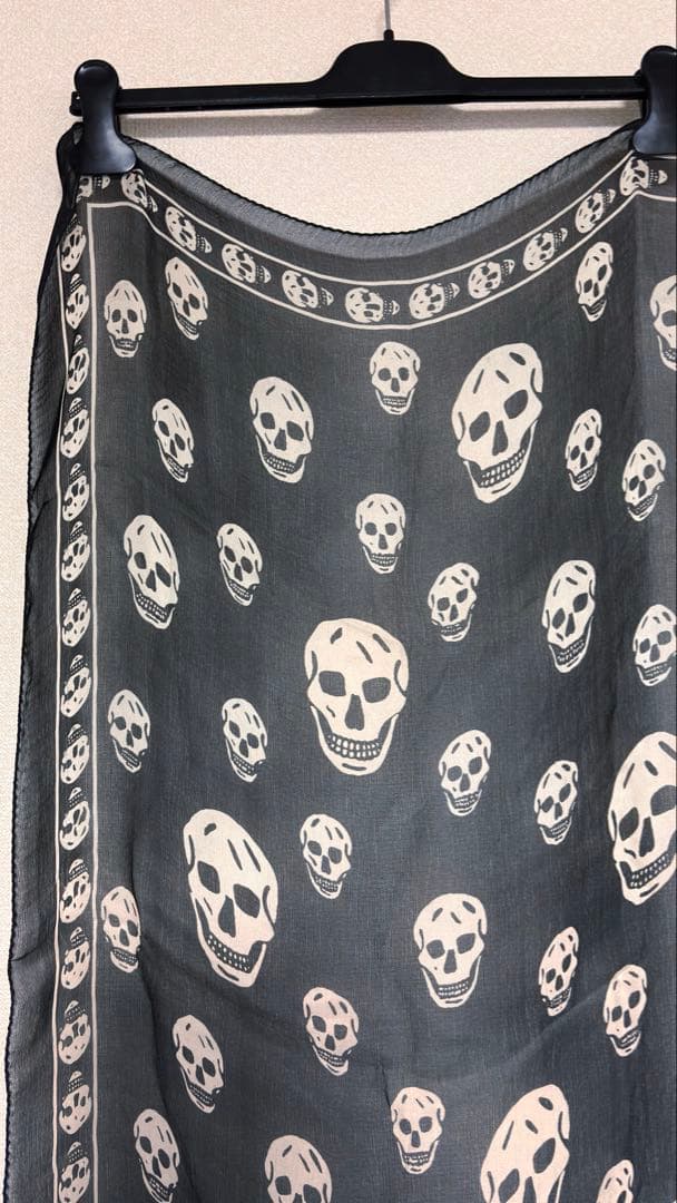 わ*様 Alexander McQueenスカル シルクスカーフ ストール ヴ