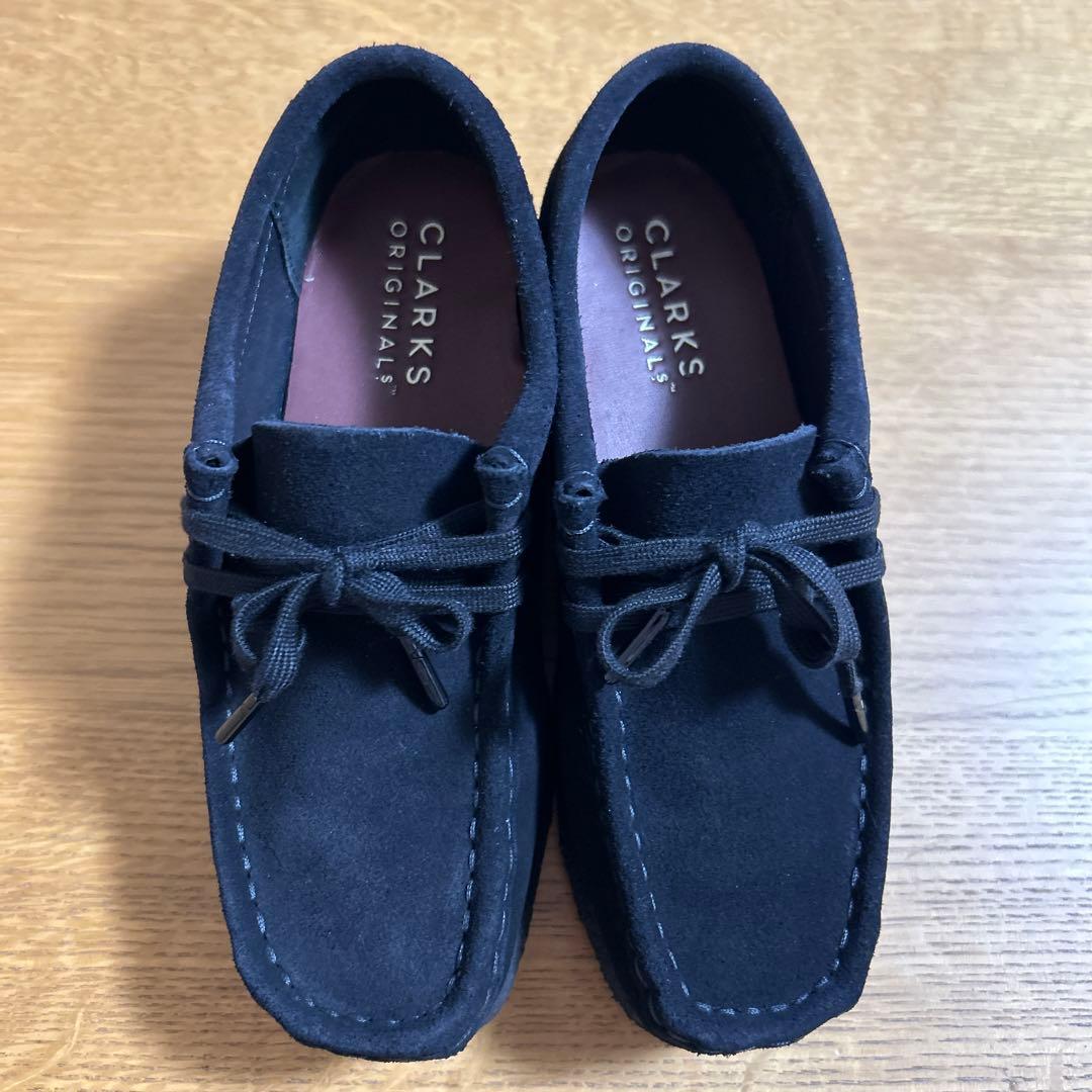 CLARKS クラークス　レディース　ワラビー　ブラックスエード　２２センチ